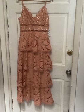 NWOT Just Me Blush Lace Tiered Midi Dress- size Small